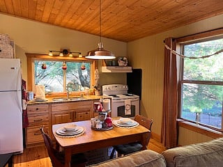 Furnished Finder property 639664_1 photo 11
