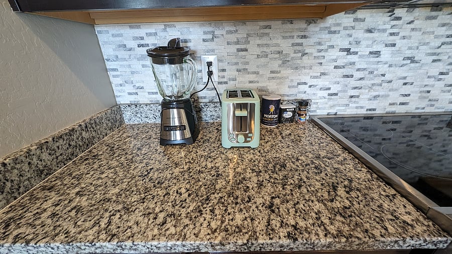 Furnished Finder property 639792_2 photo 27
