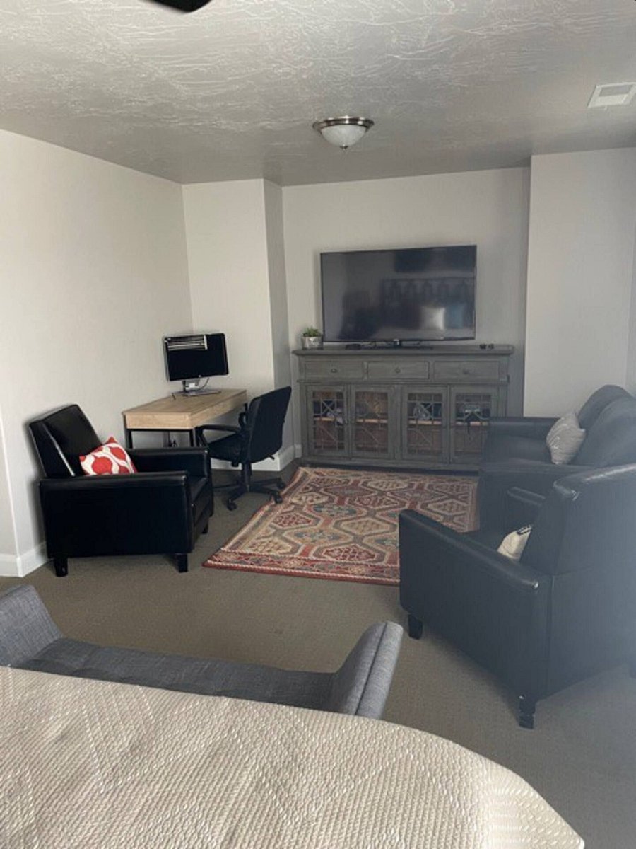 Furnished Finder property 639803_1 photo 8