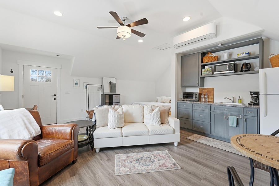 Furnished Finder property 639819_1 photo 3