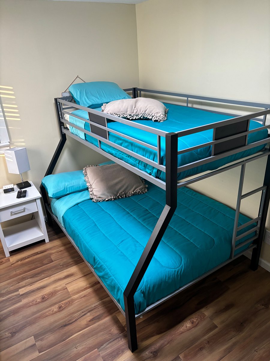 Bunk Bed (Full & Twin)