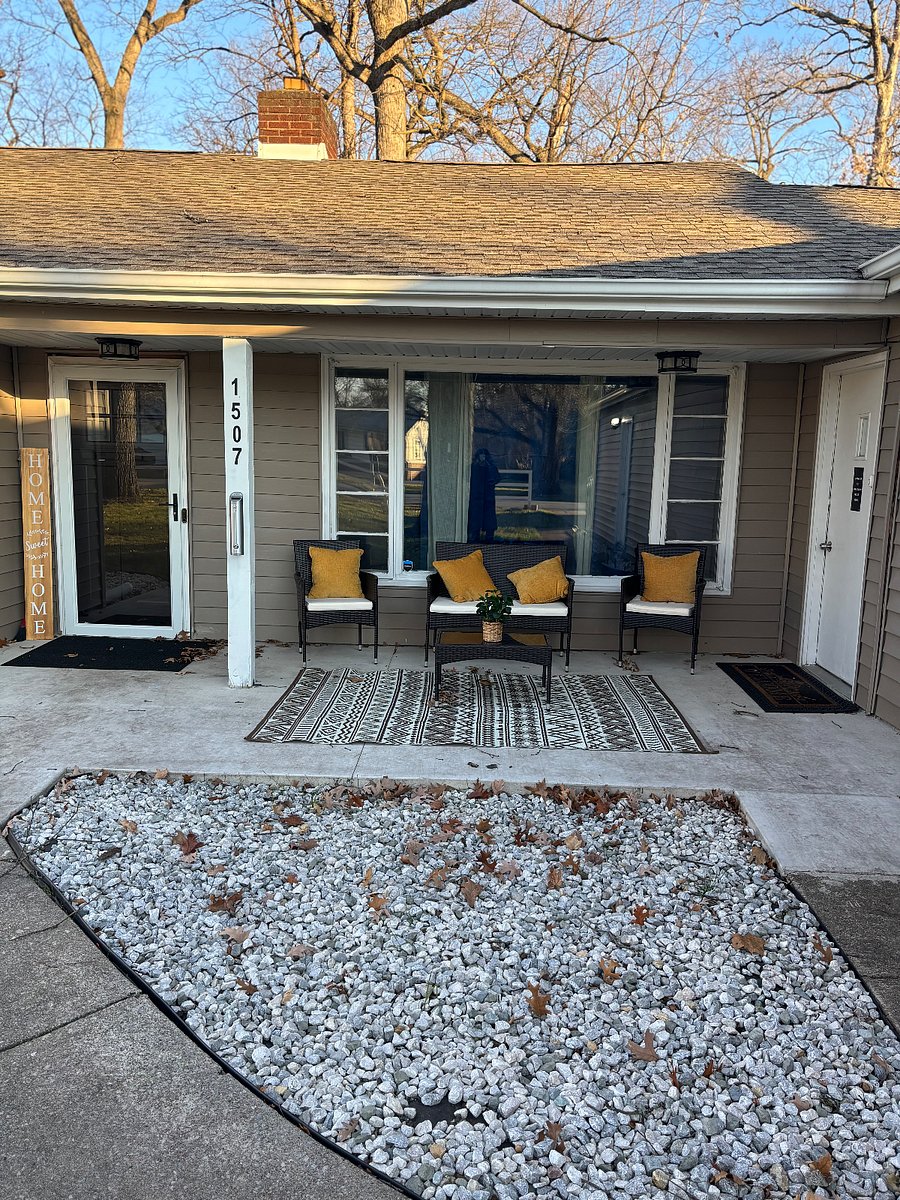 Front porch patio set