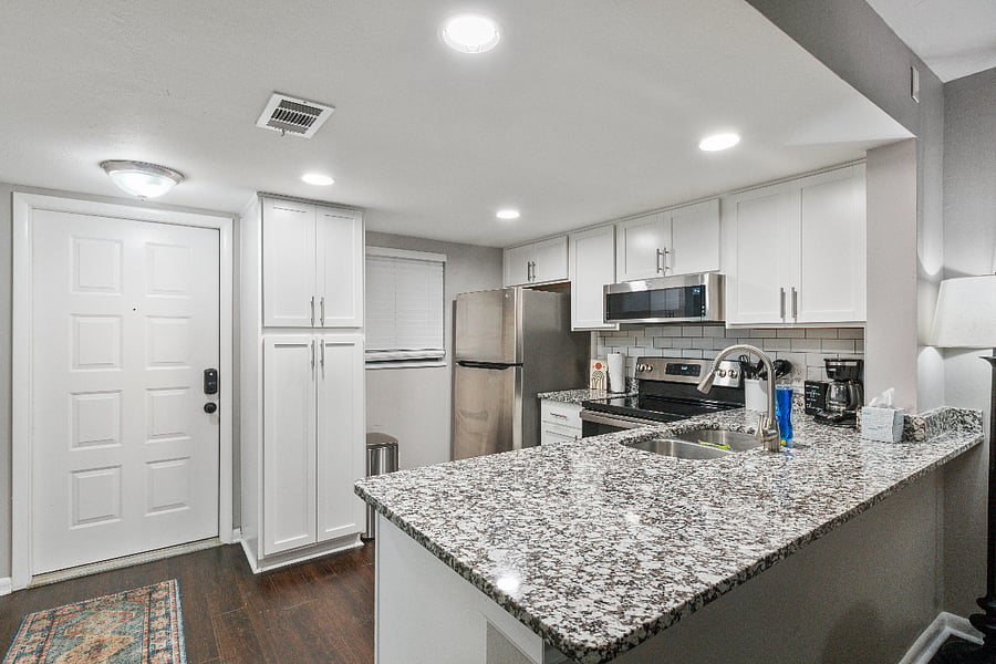 Furnished Finder property 639976_1 photo 3