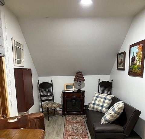 Furnished Finder property 639983_1 photo 7