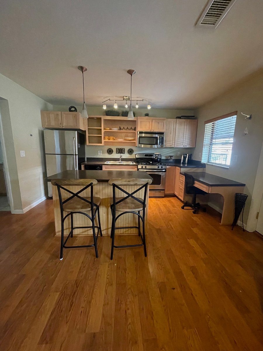 Furnished Finder property 639994_1 photo 4