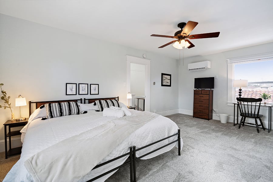 The Crow's Nest second story bedroom. Can be configured as Cal-King (as shown) or two Twin XLs.
