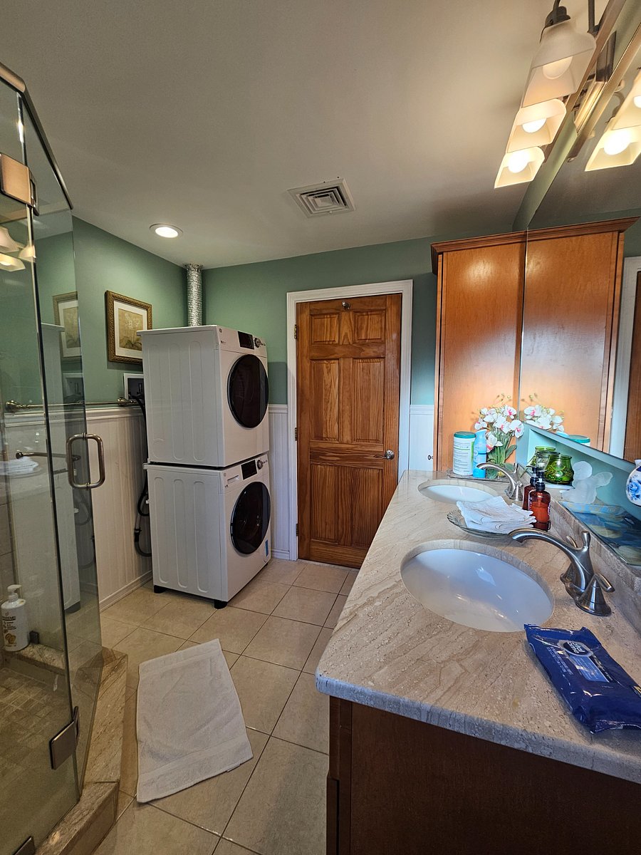 Furnished Finder property 640062_1 photo 16