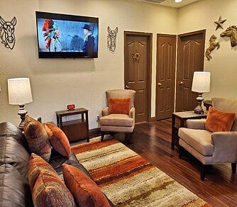 Furnished Finder property 640160_1 photo 4
