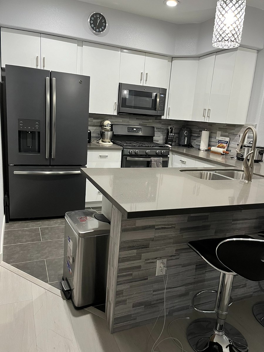 Furnished Finder property 640250_1 photo 17