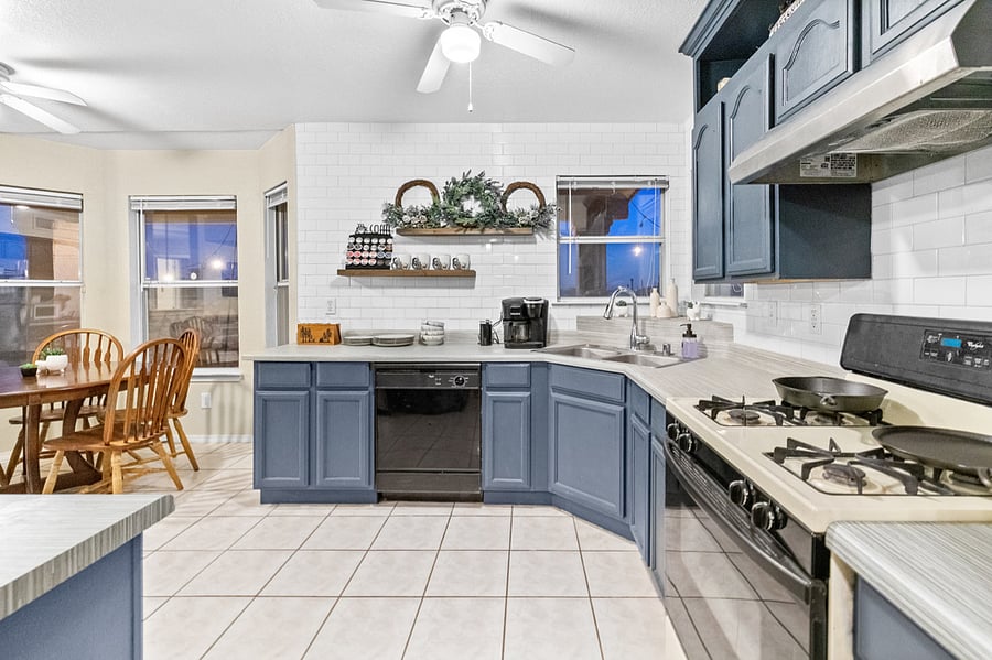 Furnished Finder property 640259_1 photo 5