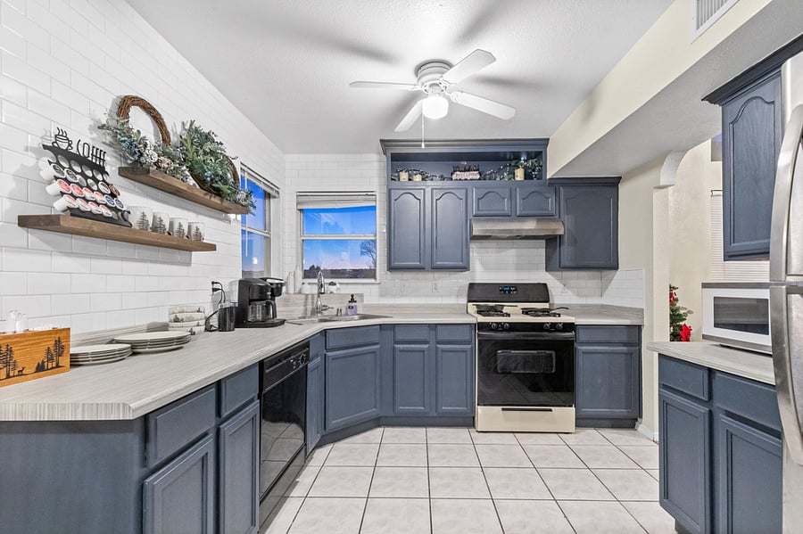 Furnished Finder property 640259_1 photo 7