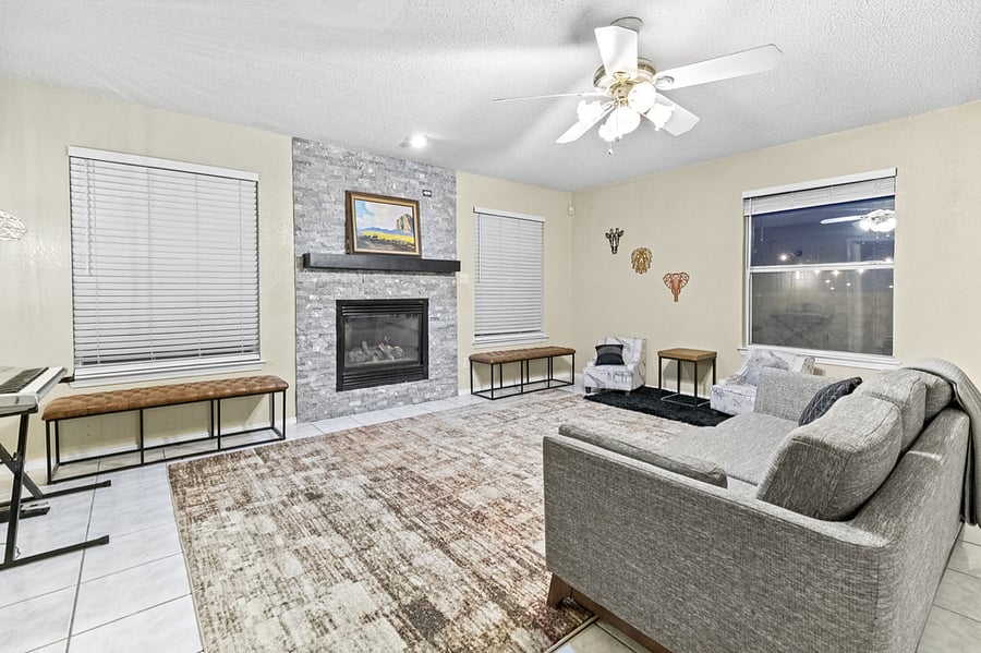 Furnished Finder property 640259_1 photo 14
