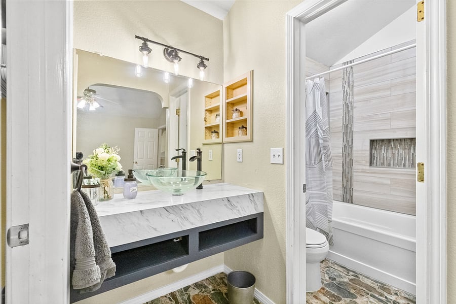 Furnished Finder property 640259_1 photo 18