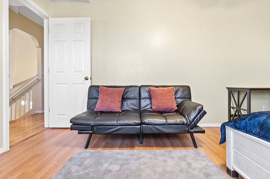 Furnished Finder property 640259_1 photo 24