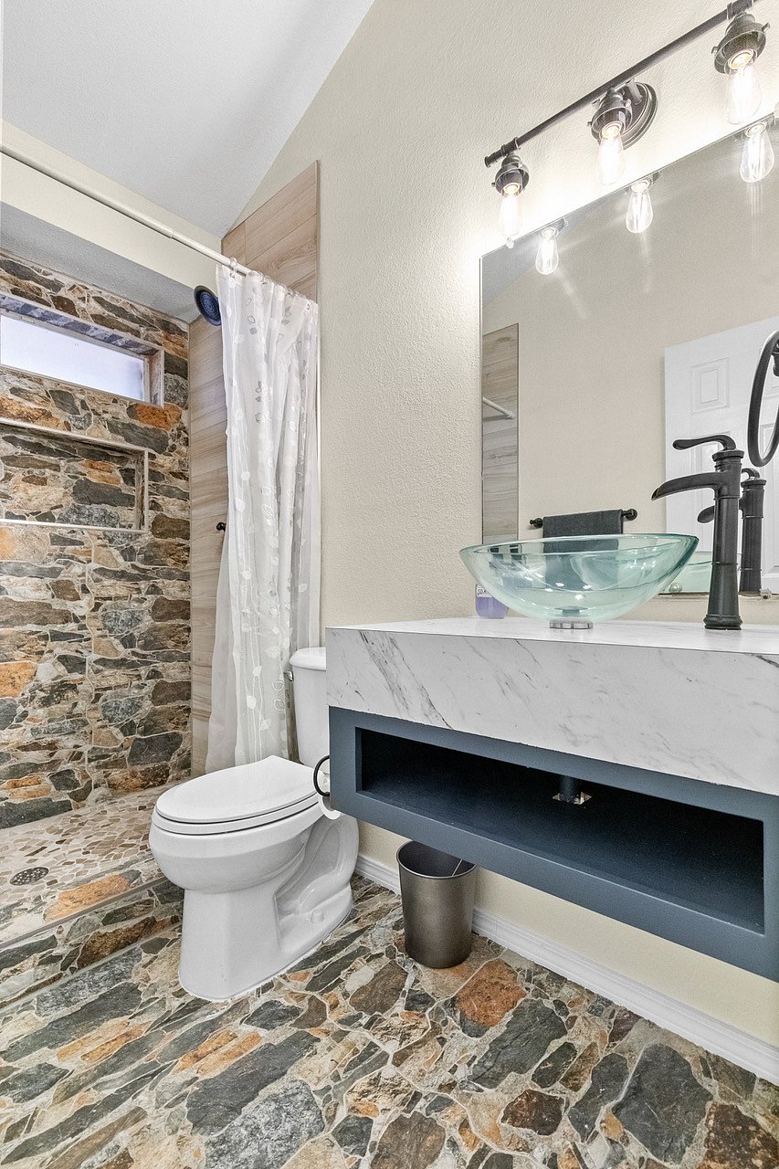 Furnished Finder property 640259_1 photo 21
