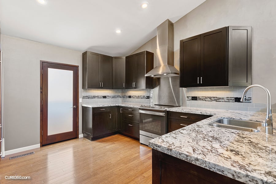 Furnished Finder property 640260_1 photo 18