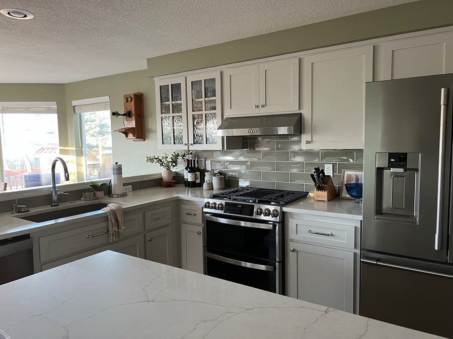 instant hot water faucet, double oven with air fryer, commercial-grade fridge