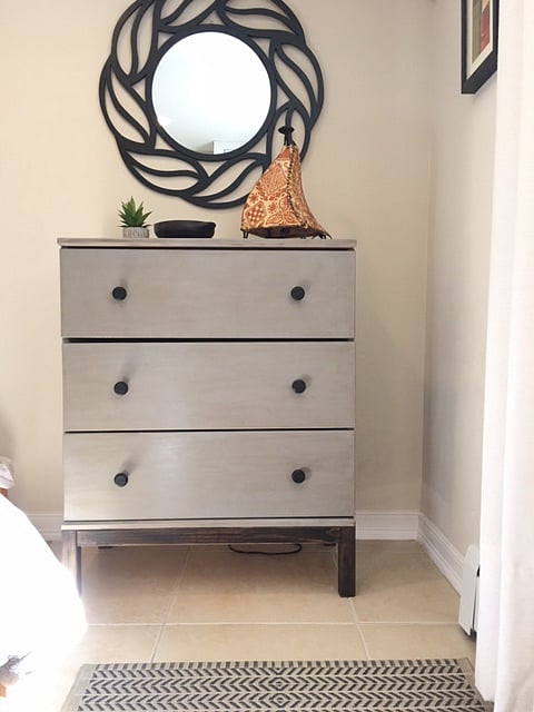 bedroom detail