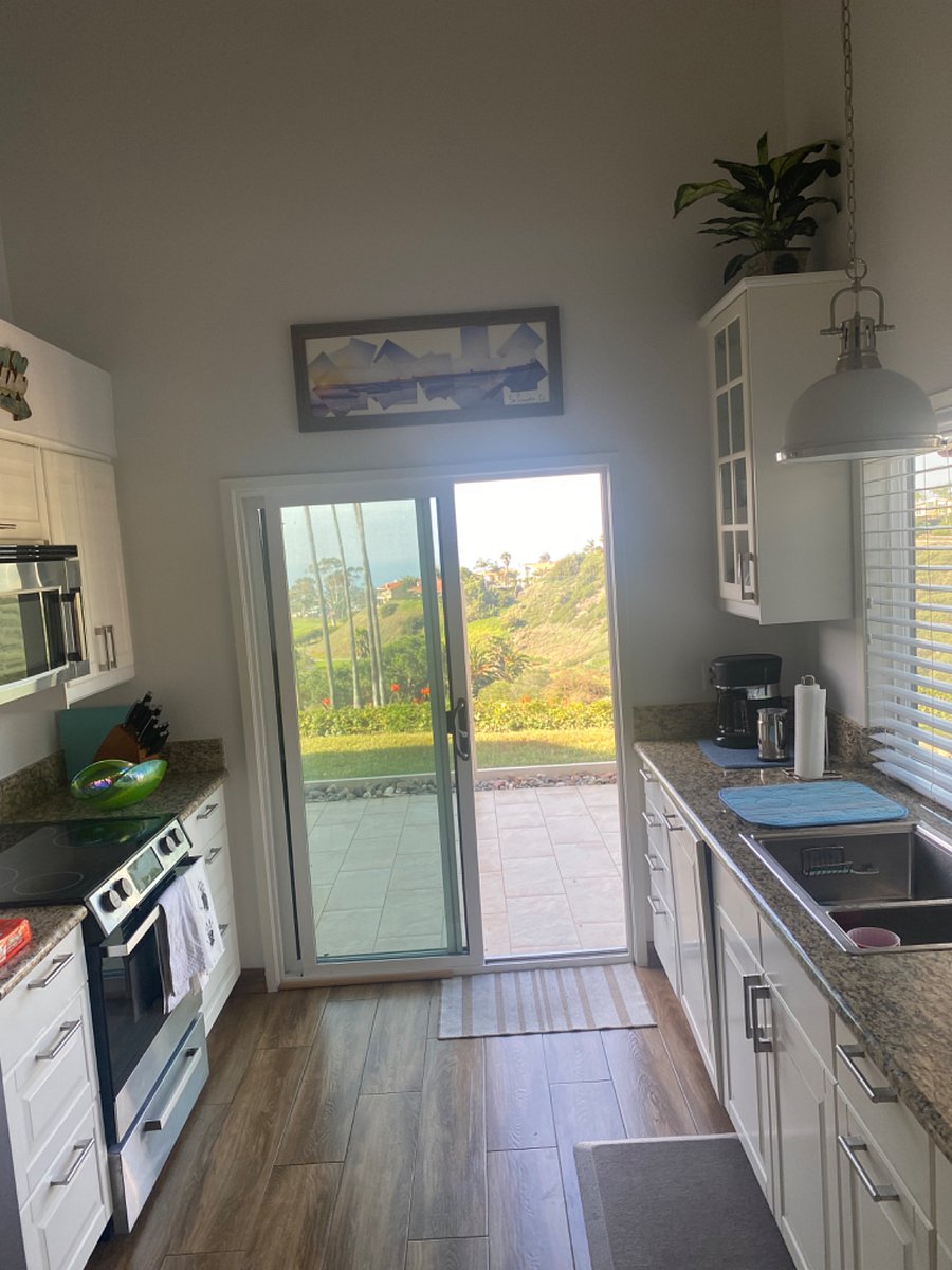 Furnished Finder property 640374_1 photo 3