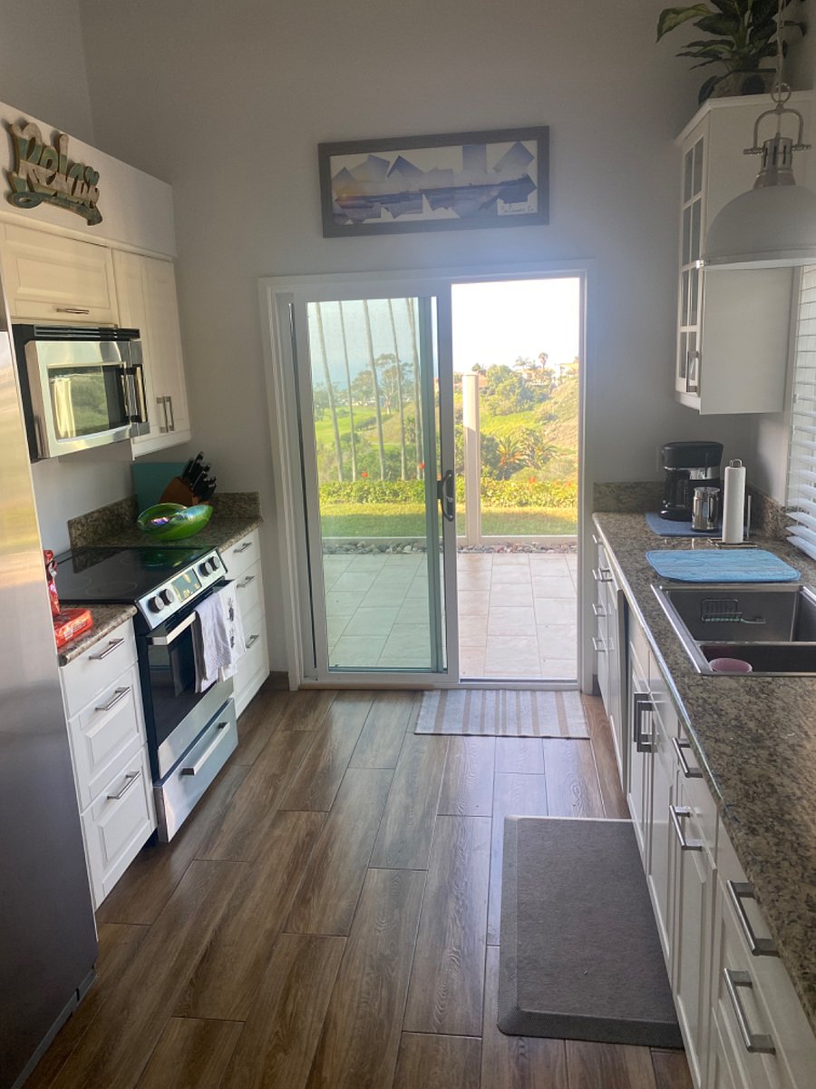 Furnished Finder property 640374_1 photo 8
