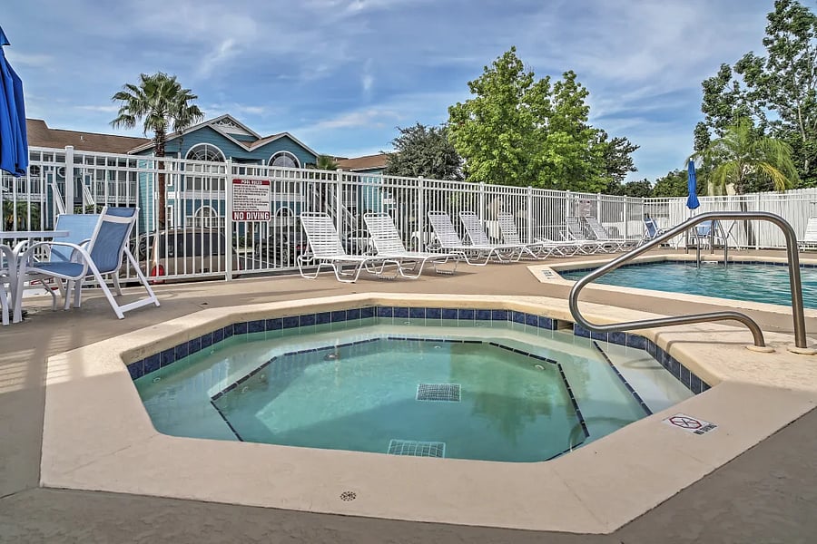 Furnished Finder property 640380_1 photo 28