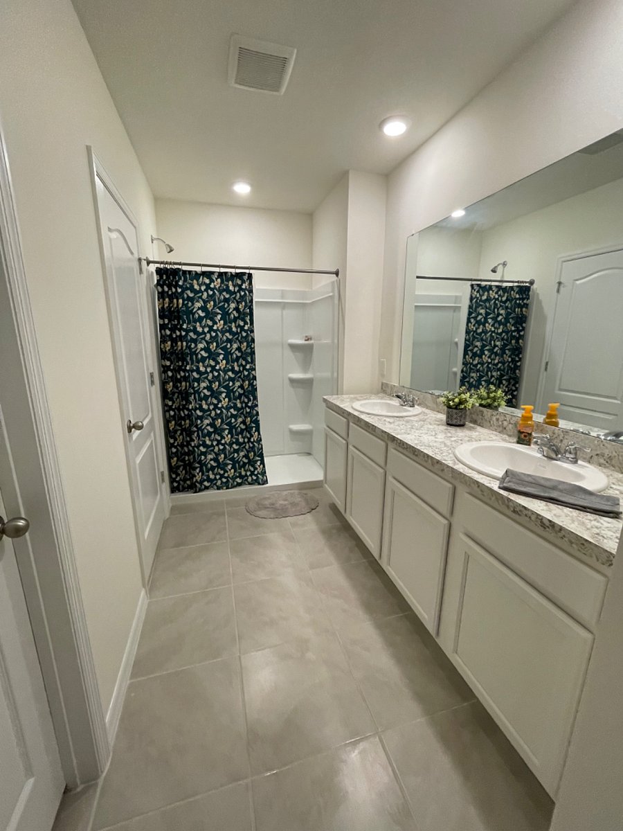 Furnished Finder property 640389_1 photo 12