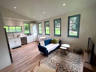 Furnished Finder property 640442_1 photo 14