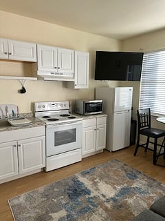 Furnished Finder property 640500_1 photo 20