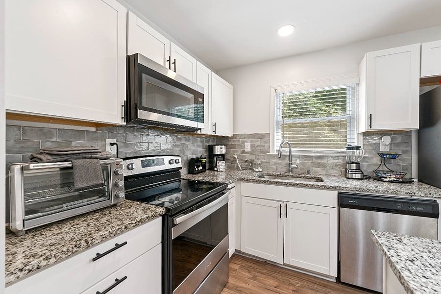 Furnished Finder property 640514_1 photo 24