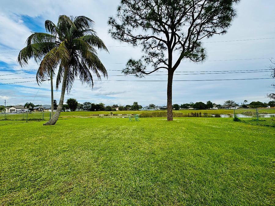 Furnished Finder property 640556_1 photo 9
