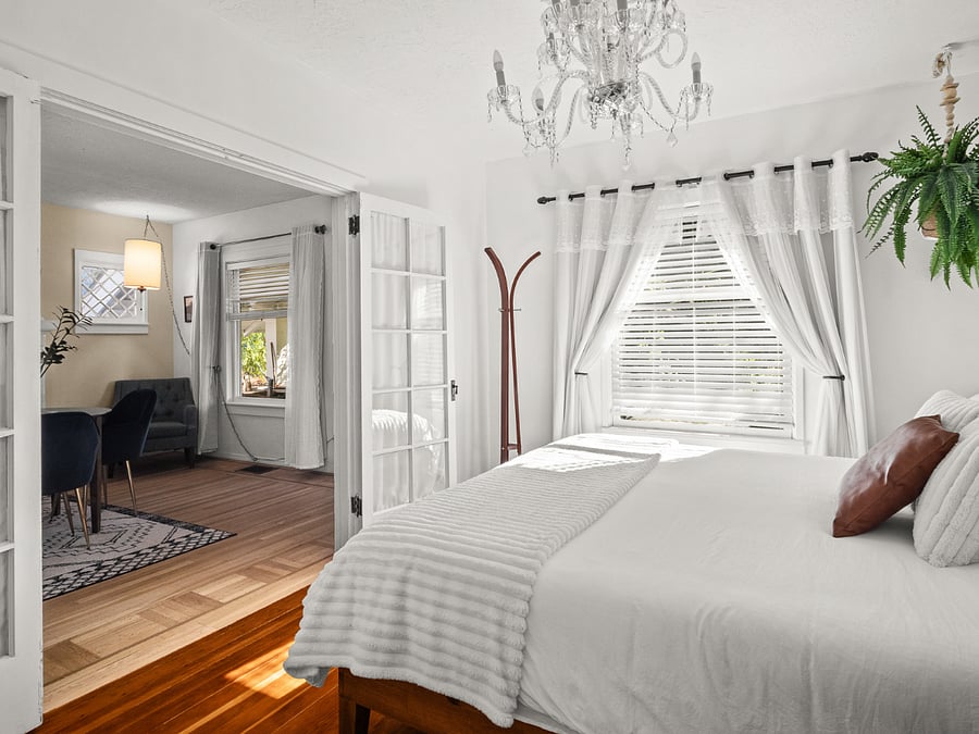 Furnished Finder property 640591_1 photo 26