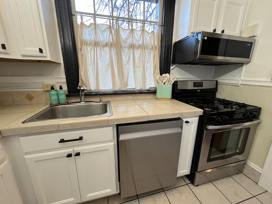 Furnished Finder property 640592_1 photo 24