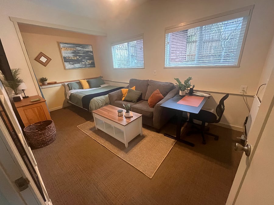 Furnished Finder property 640601_1 photo 1