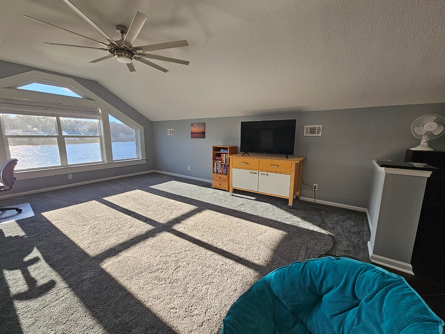 Upstairs bookcase, game cupboard, Smart TV