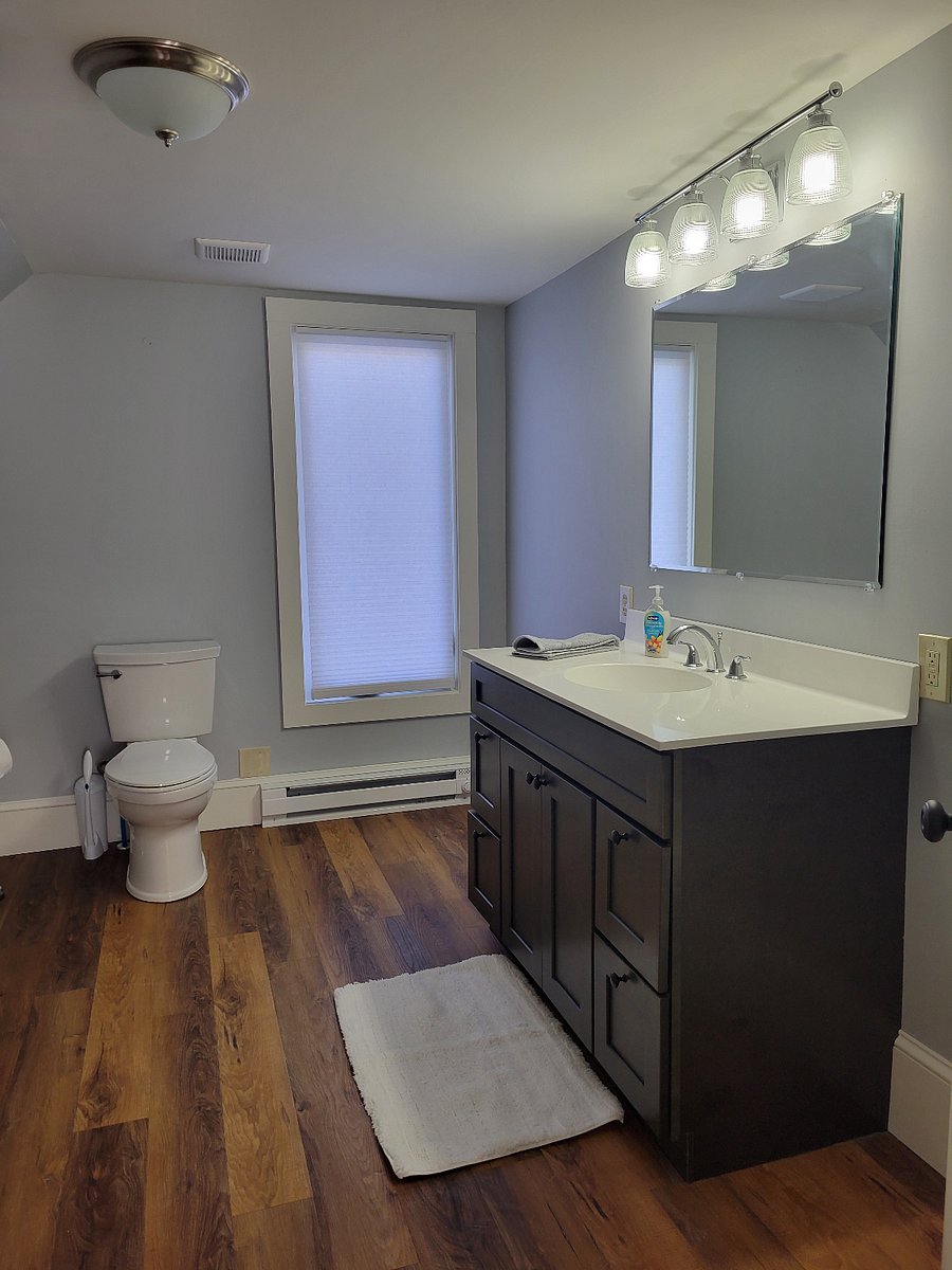 Unit #2 3rd floor 1/2 bath
