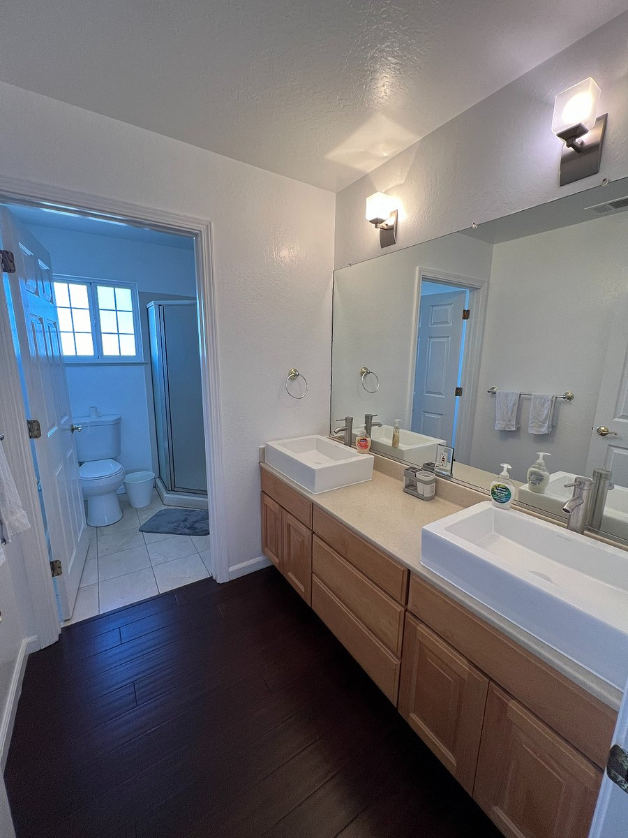 shared bathroom- double vanity
