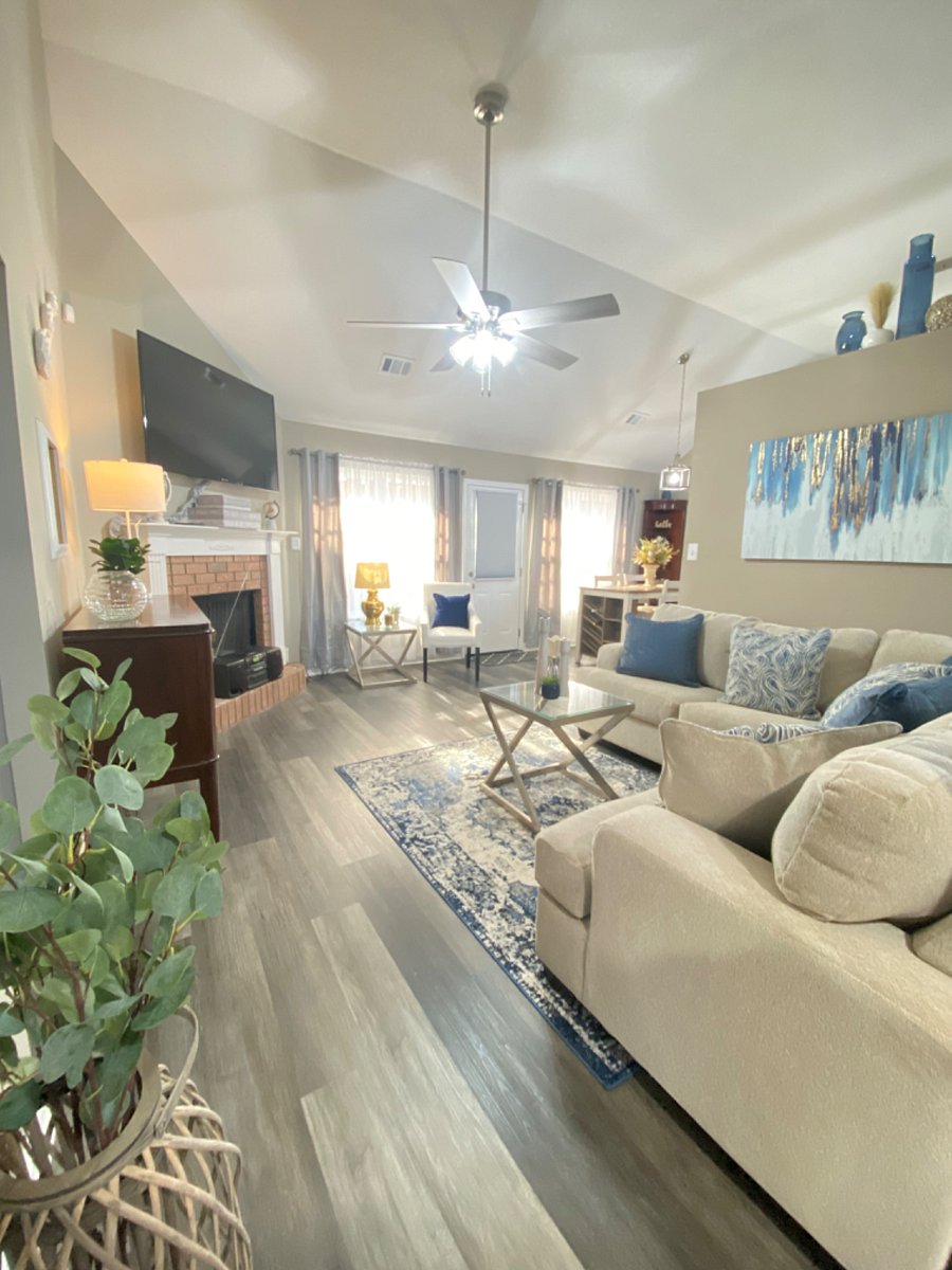Furnished Finder property 640784_1 photo 2
