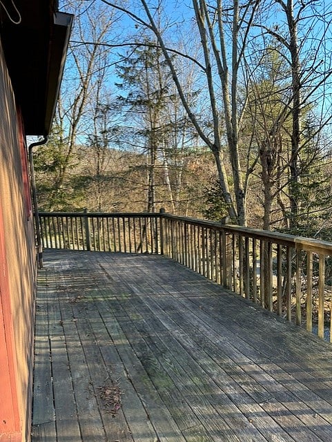Large Private wraparound deck
