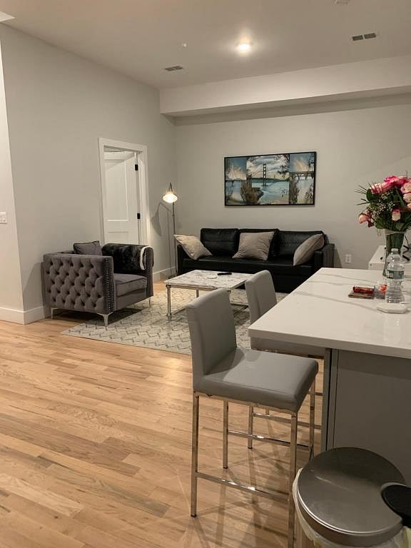 Furnished Finder property 640863_1 photo 4