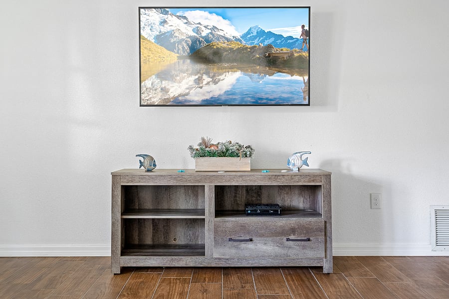 55 in tv in living room