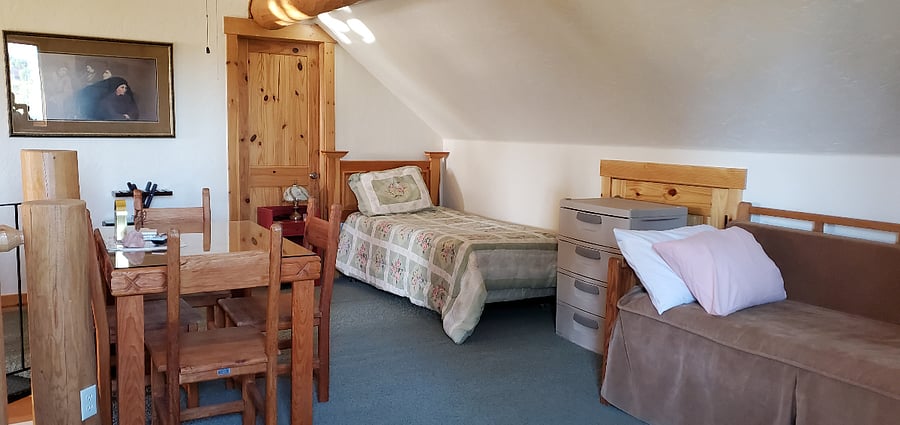 Loft area, sleeps 3 with private bath
Can be used if you have the occasional guest.