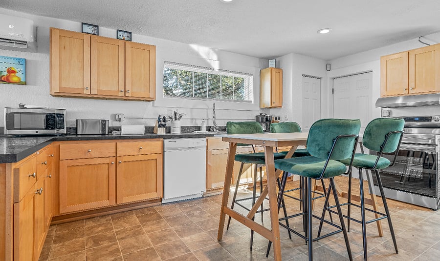 Furnished Finder property 641508_1 photo 8