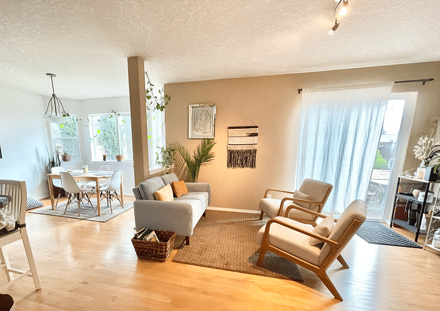 Shared dining/family room off of the kitchen.