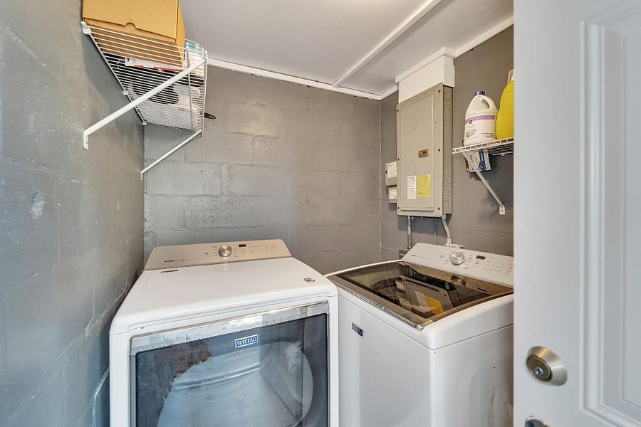 In unit washer and dryer