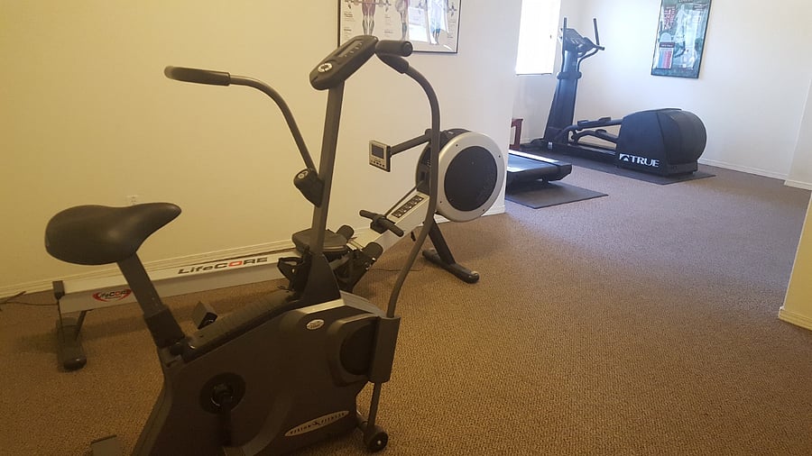 inside clubhouse workout machines