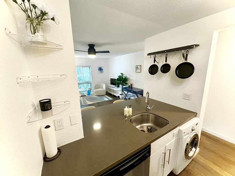 Furnished Finder property 641848_1 photo 14