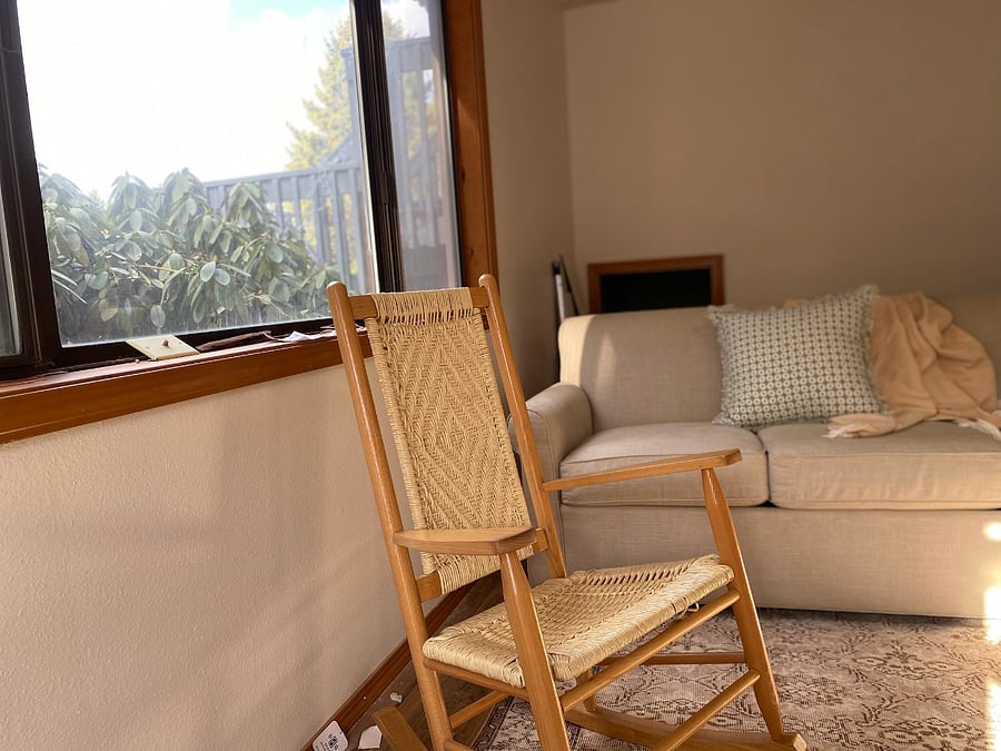 Large windows in the Living Room