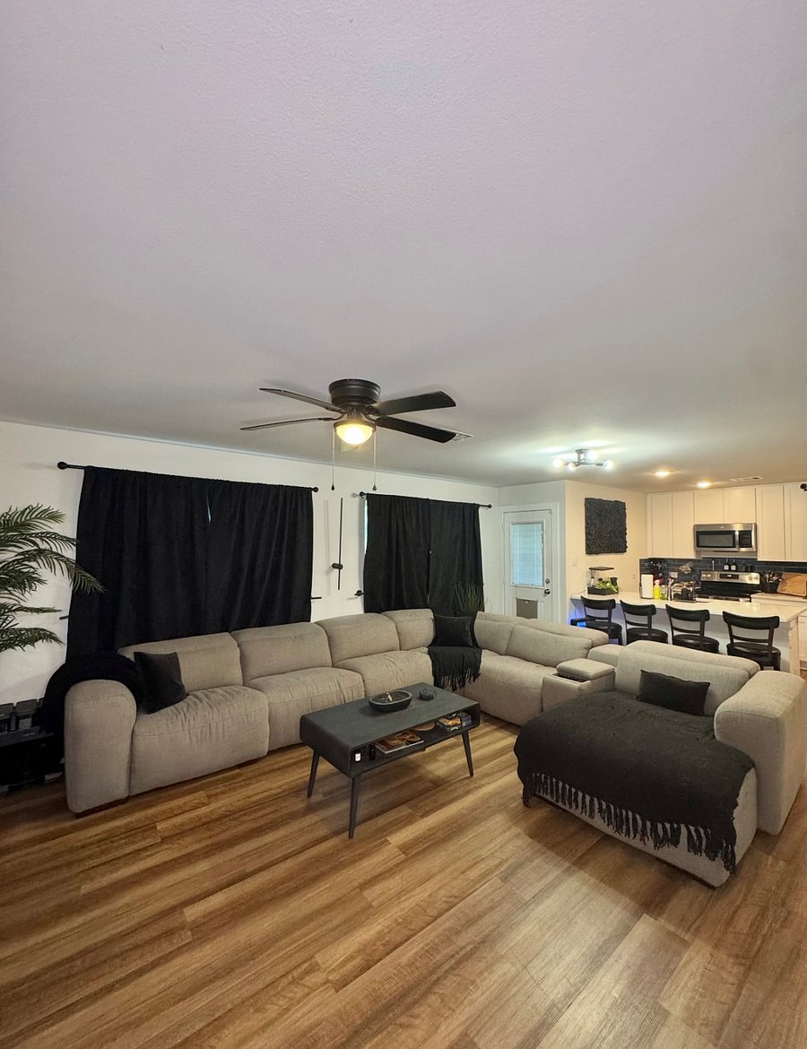 Furnished Finder property 641935_1 photo 3