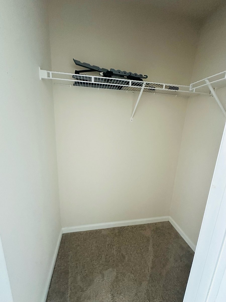 Walk in Closet