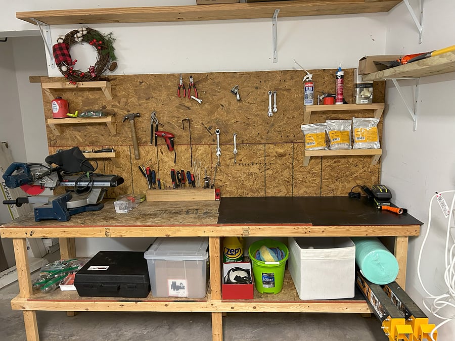 Garage work bench